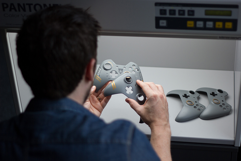 Illustration for article titled Redesigning the Xbox One for Call of Duty: Advanced Warfare